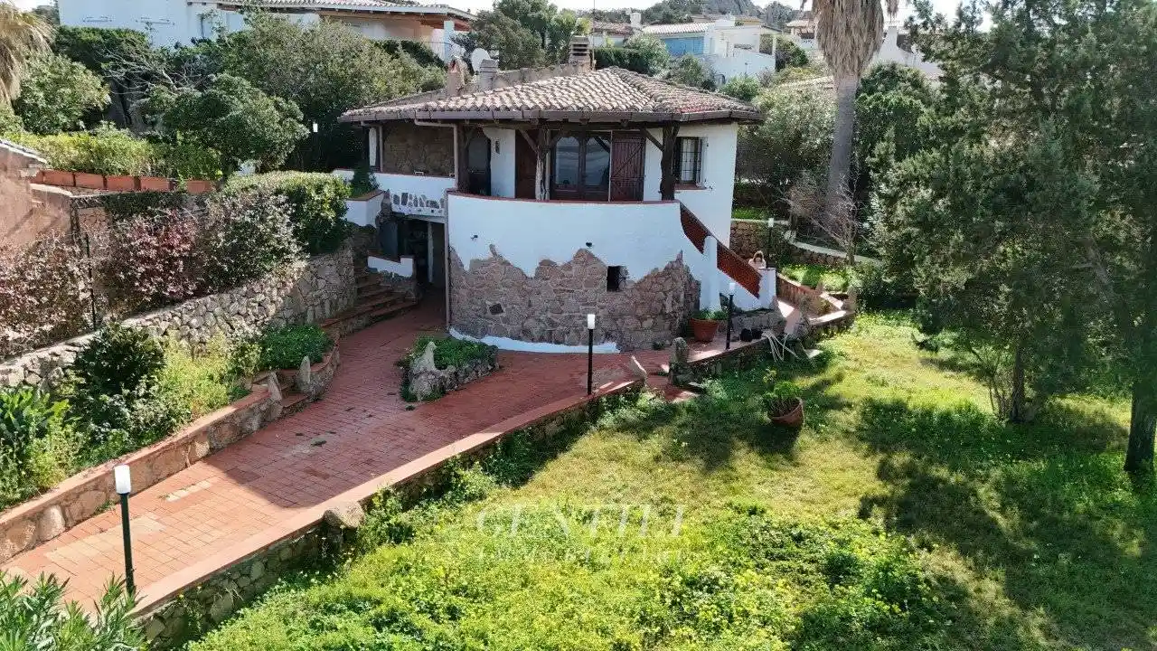 Villa in vendita a Arzachena