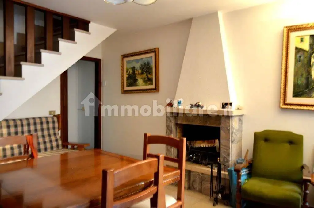 Casa indipendente in vendita a Ovindoli