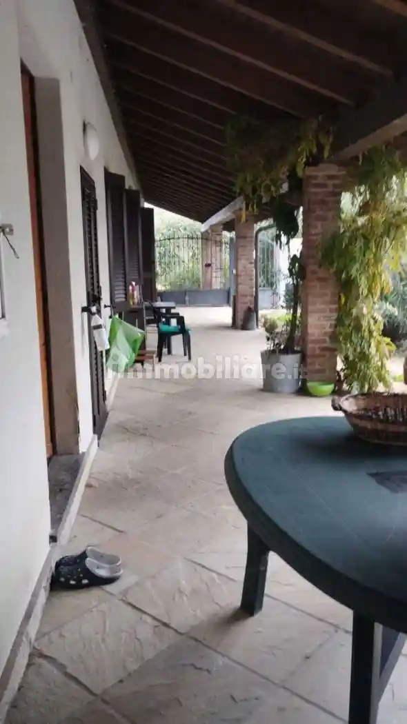 Villa in vendita a Asigliano Vercellese