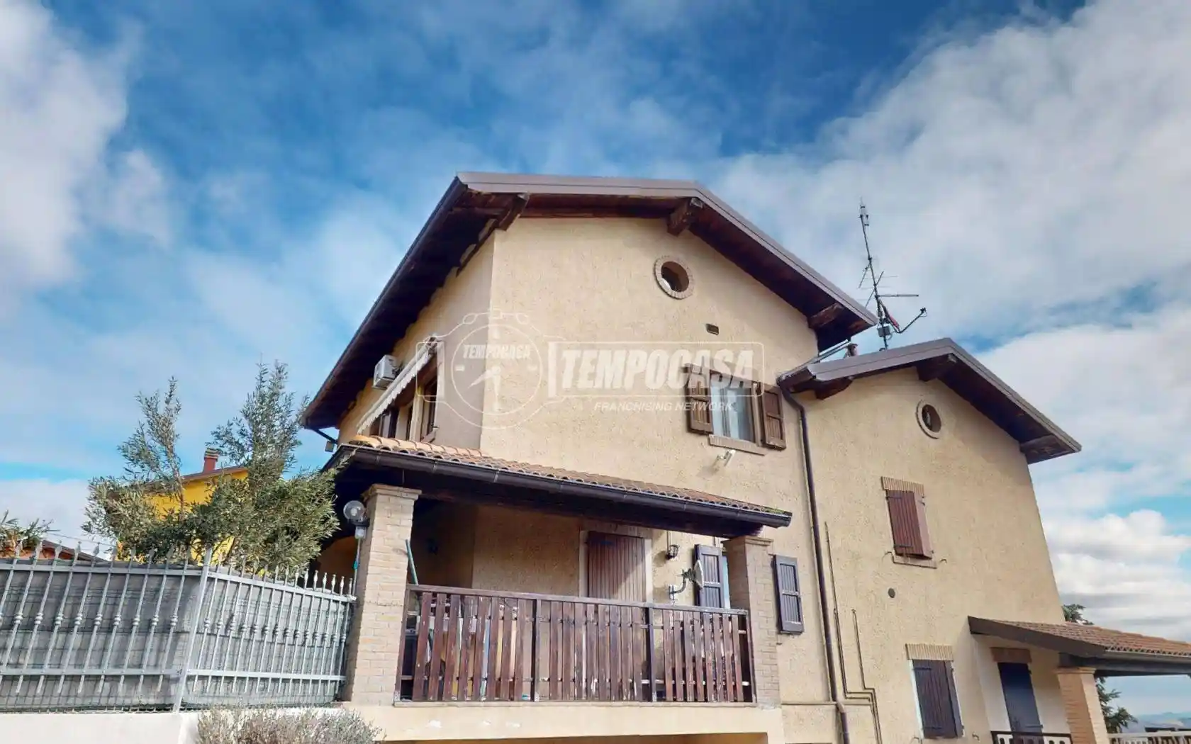 Villa in vendita a Serramazzoni