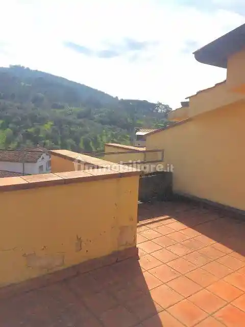 Casa indipendente in vendita a Montecatini-Terme