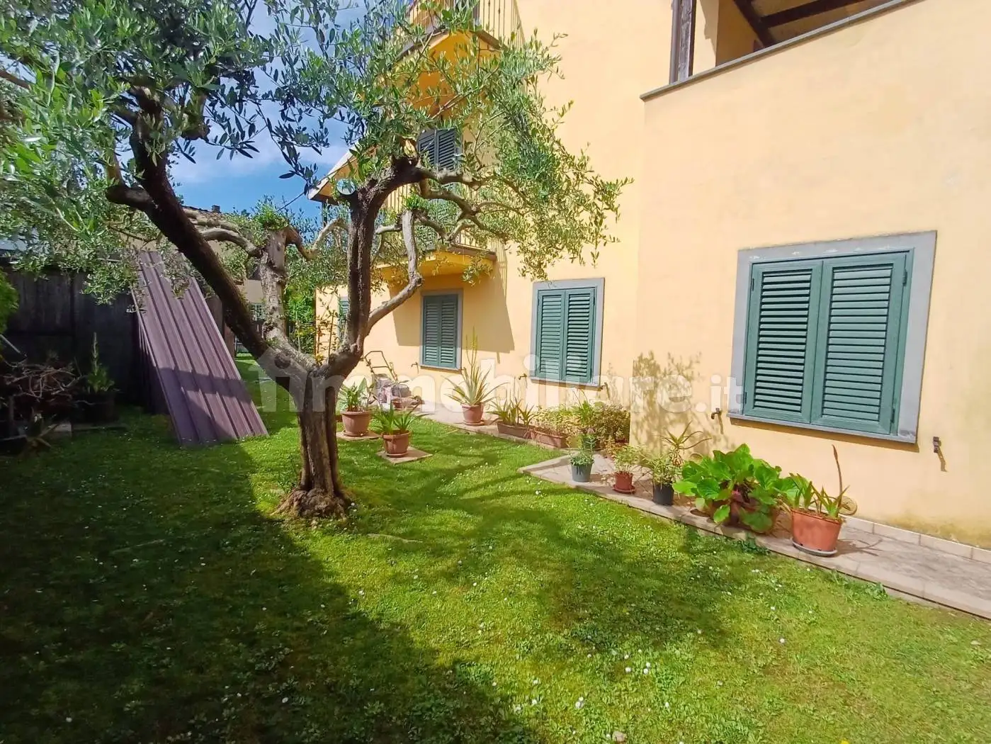 Villa in vendita a Lucca