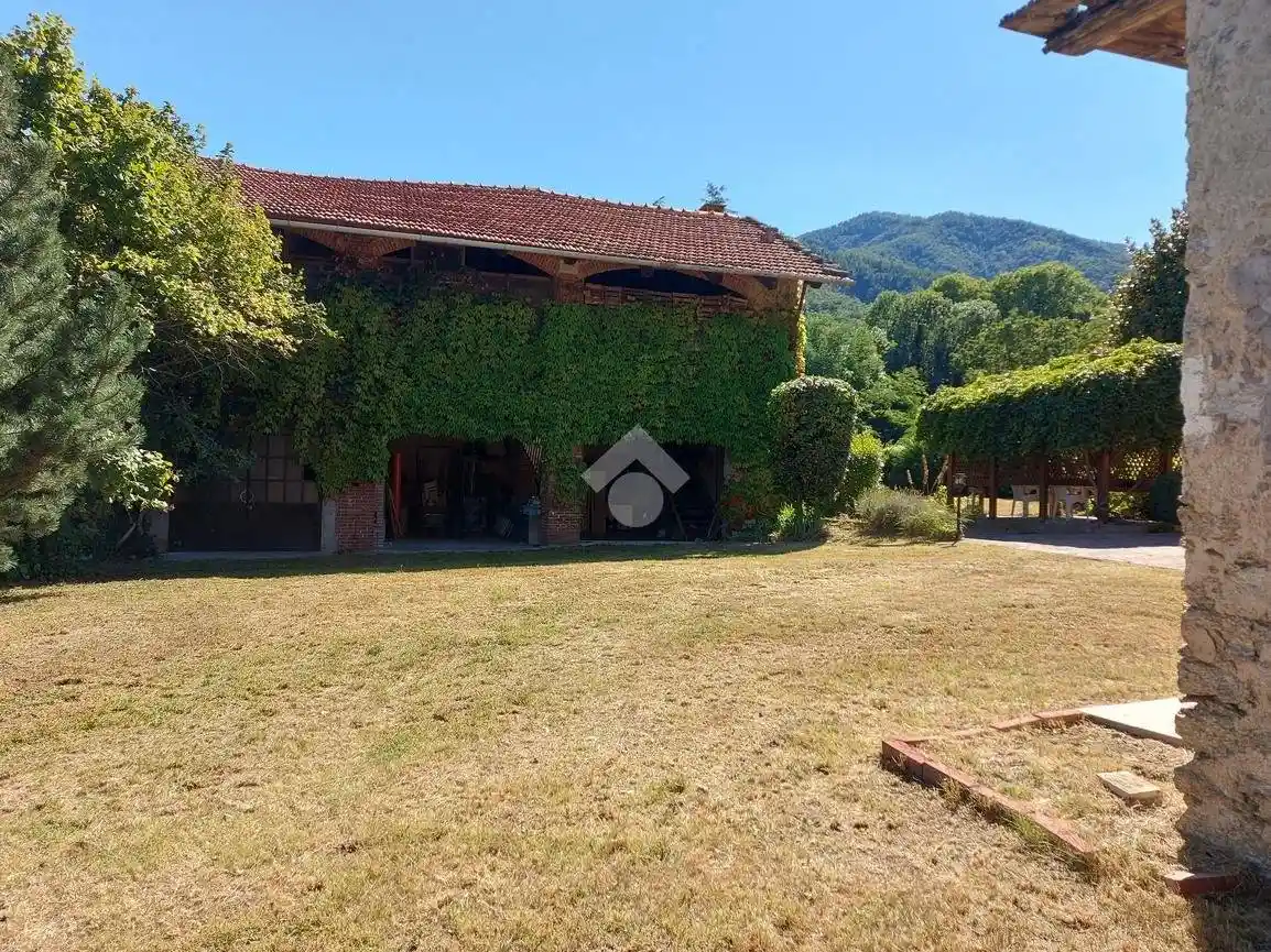 Rustico - Casale in vendita a Cumiana