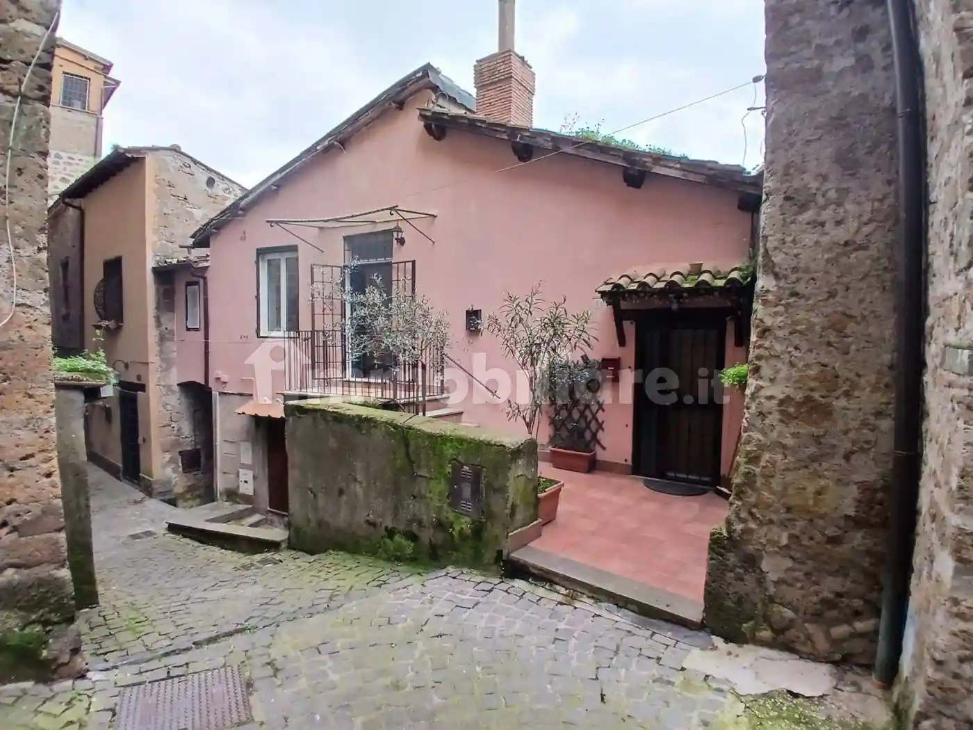 Appartamento in vendita a Capranica