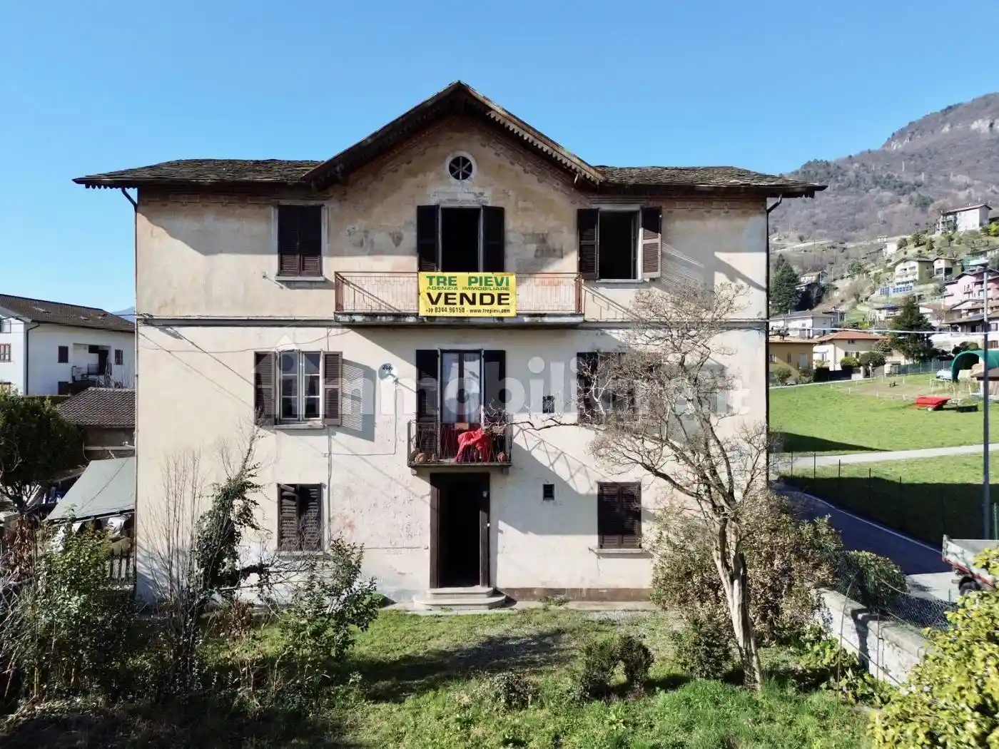 Villa in vendita a Domaso