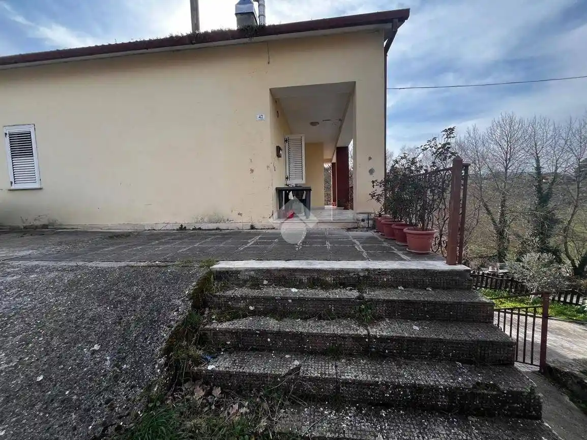 Trilocale via dei Garofani 46, Potenza - foto 4