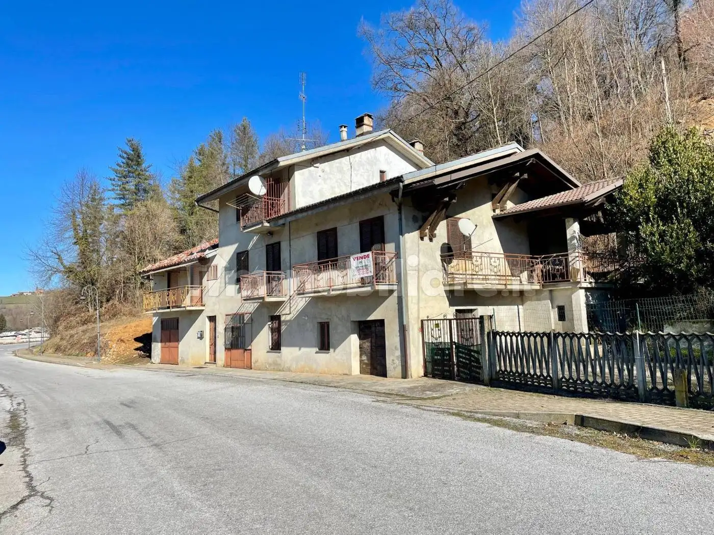 Casa indipendente in vendita a Monastero di Vasco