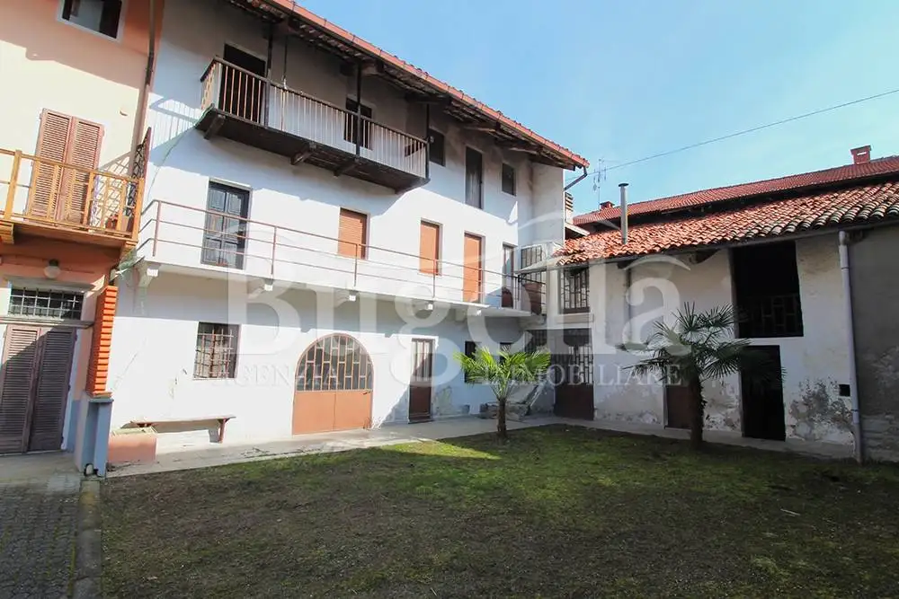 Villetta a schiera in vendita a Zimone