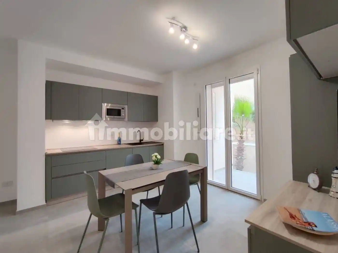 Bilocale via Milite Ignoto 4, Centro, Alassio - foto 5