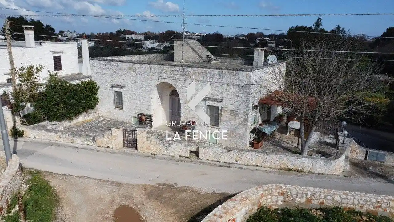 Casa indipendente in vendita a Locorotondo