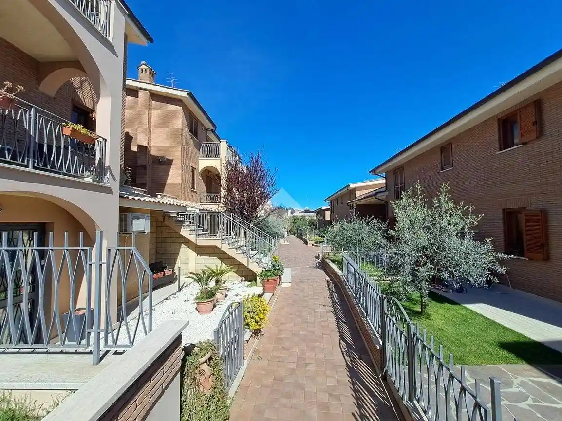 Villa in vendita a Rignano Flaminio