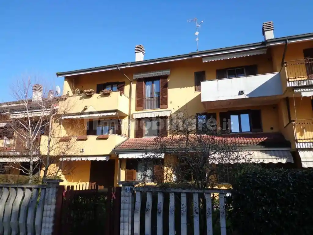 Appartamento in vendita a Casalbuttano ed Uniti