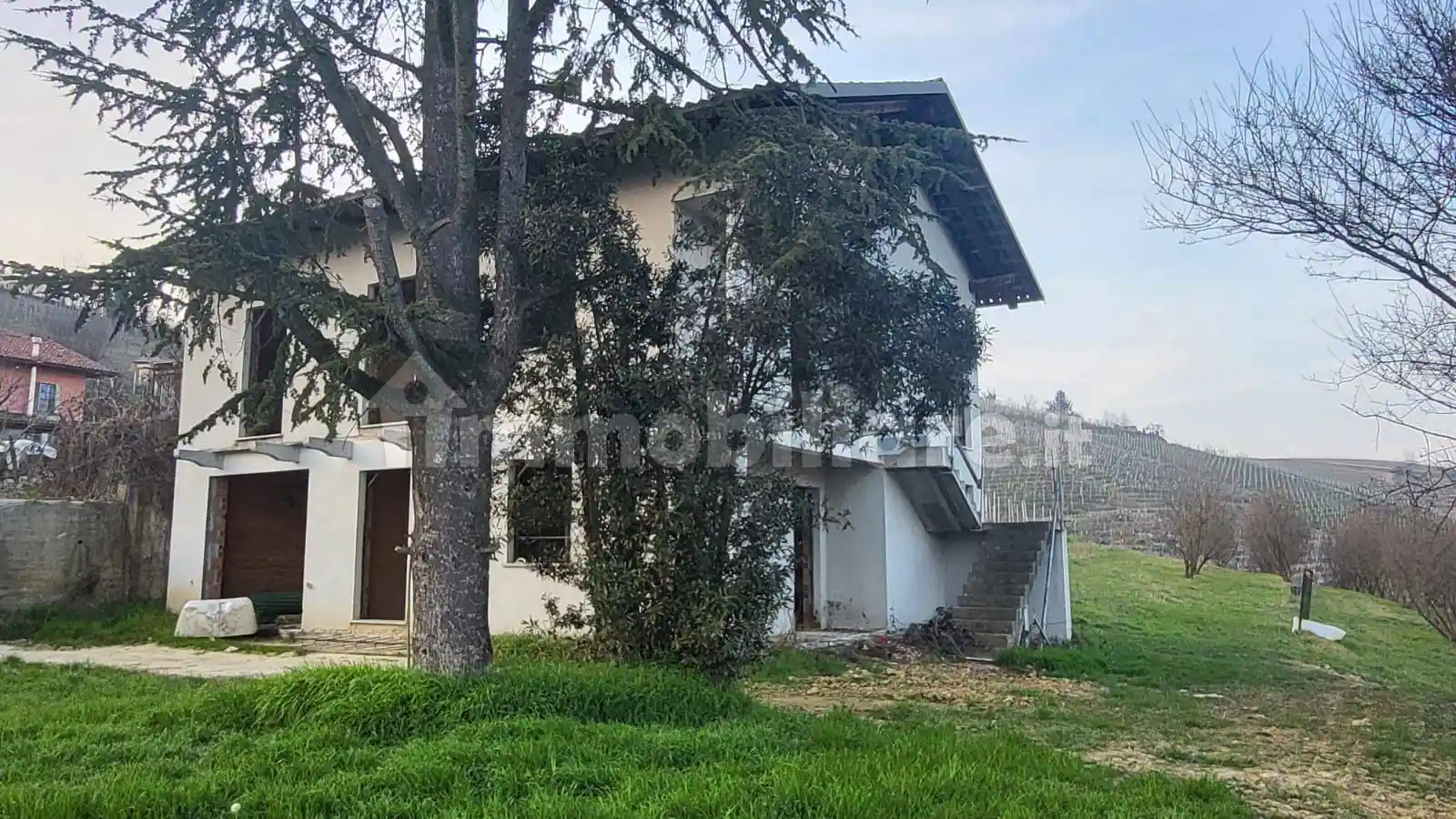 Villa in vendita a Canale