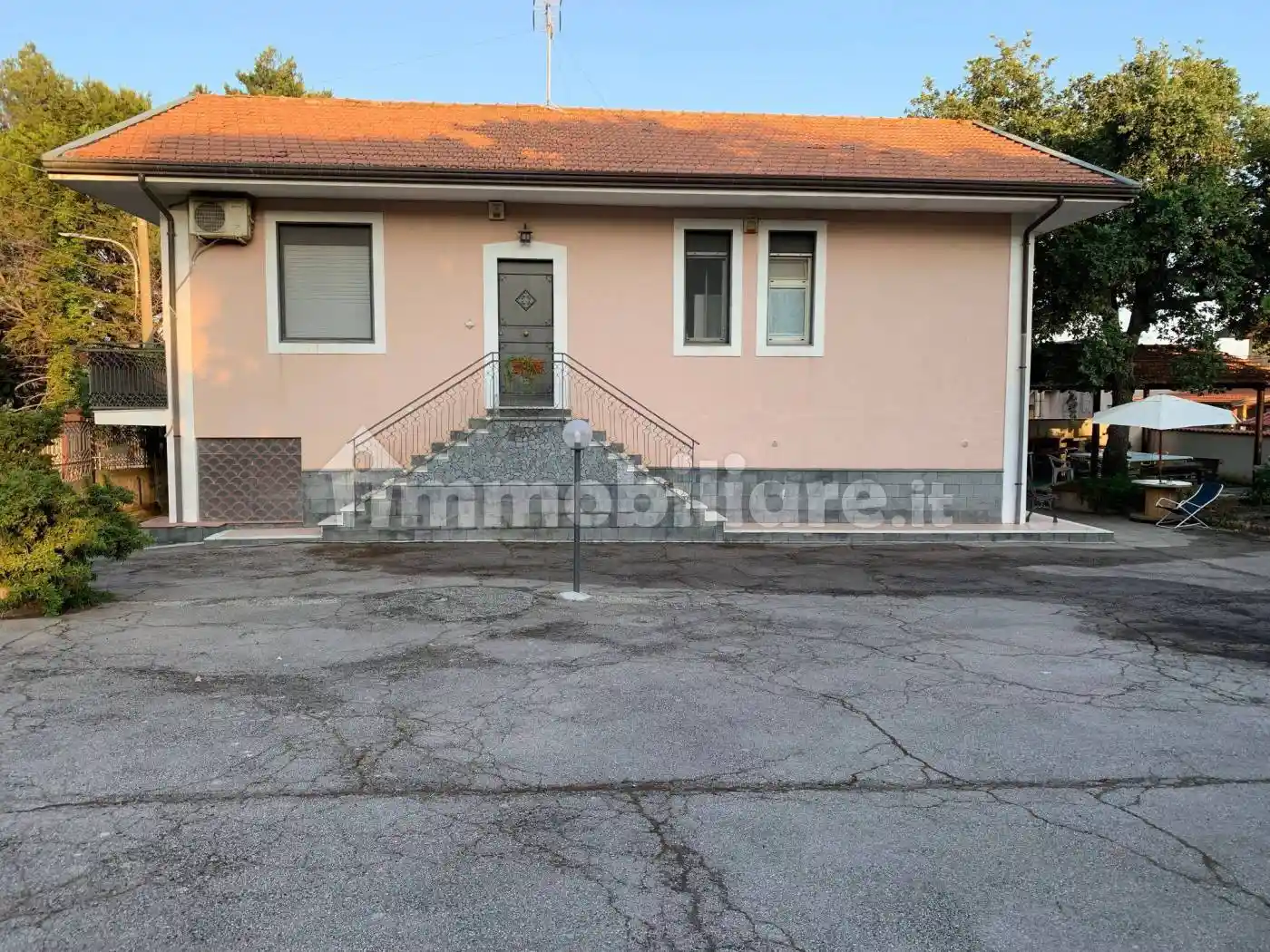 Villa in vendita a Pedara