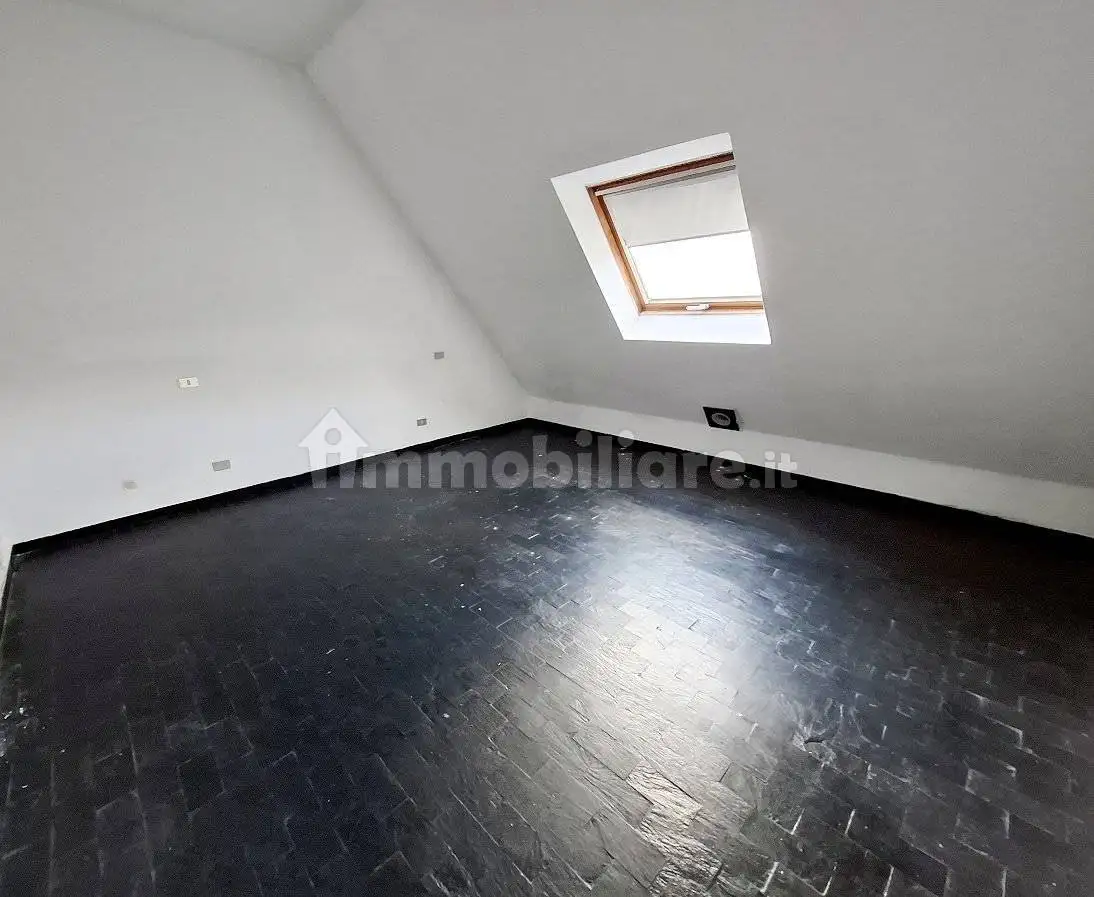 Mansarda buono stato, 45 m², Centro, Cicagna - foto 4