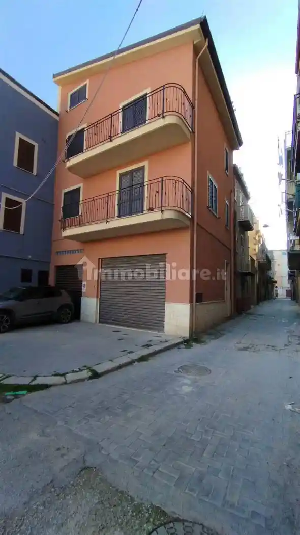 Palazzo - Edificio in vendita a Licata
