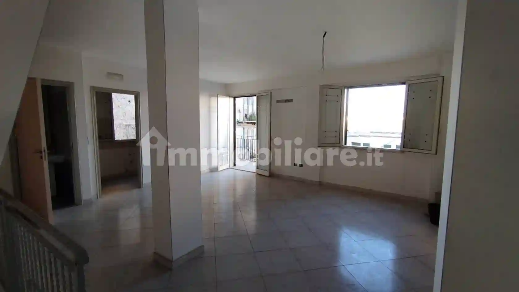 Palazzo - Edificio - foto 2