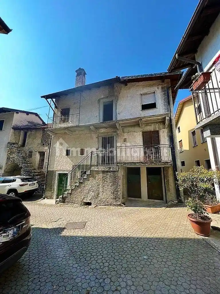 Casa indipendente in vendita a Novate Mezzola