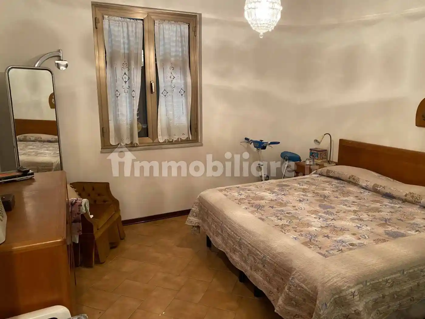 Quadrilocale viale Stazione 81, Centro, Massa - foto 4