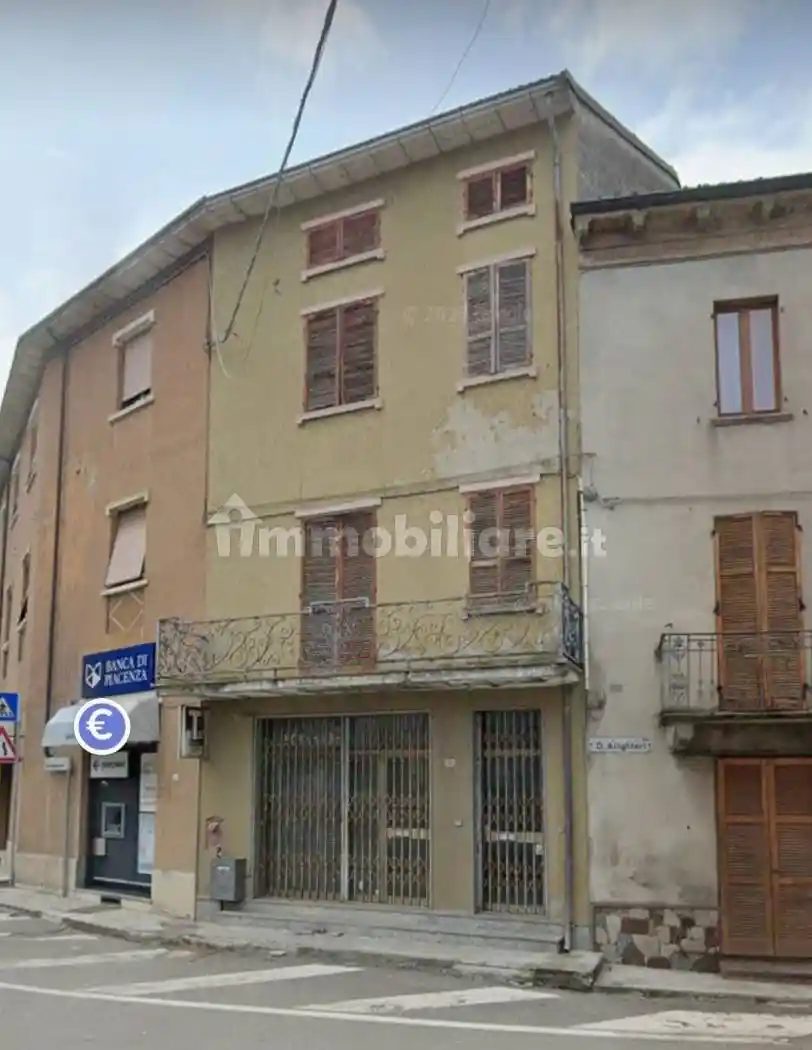 Rustico - Casale in vendita a Alta Val Tidone