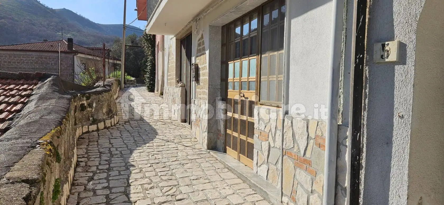 Casa indipendente in vendita a Limatola