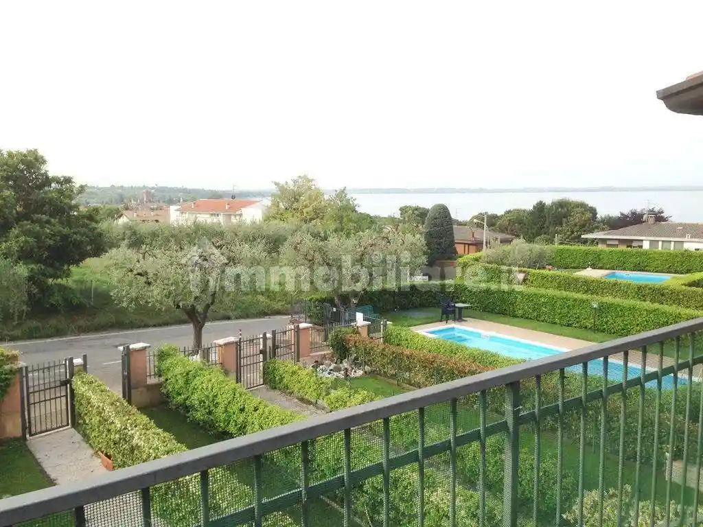 Appartamento in affitto a Lazise