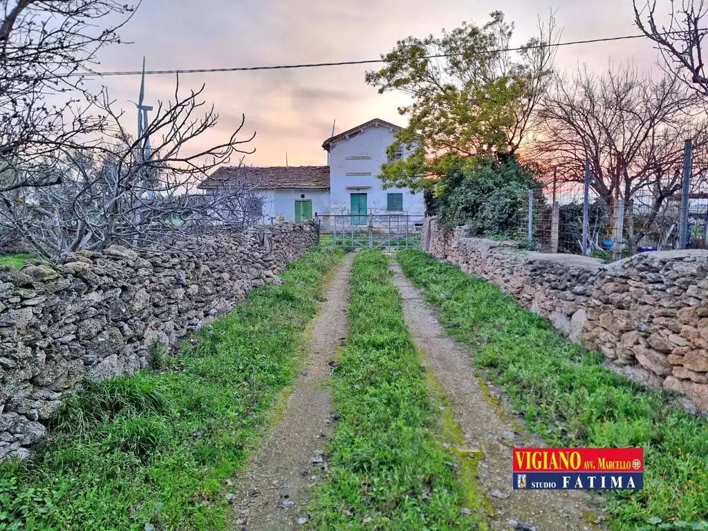 Rustico - Casale in vendita a Foggia