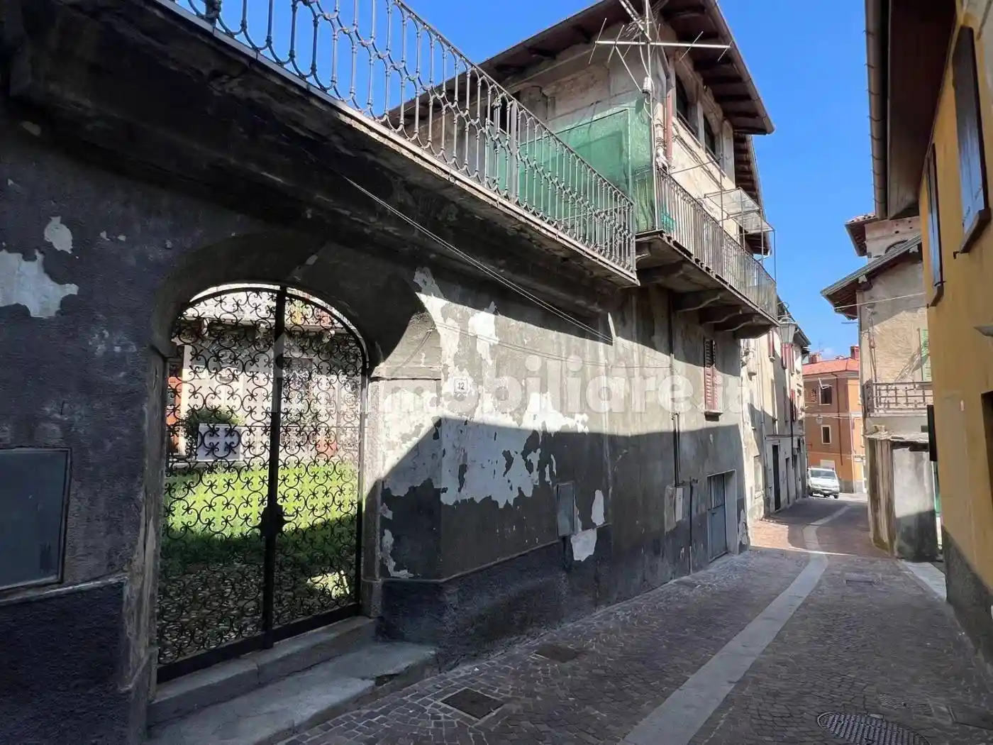 Appartamento in vendita a Marchirolo