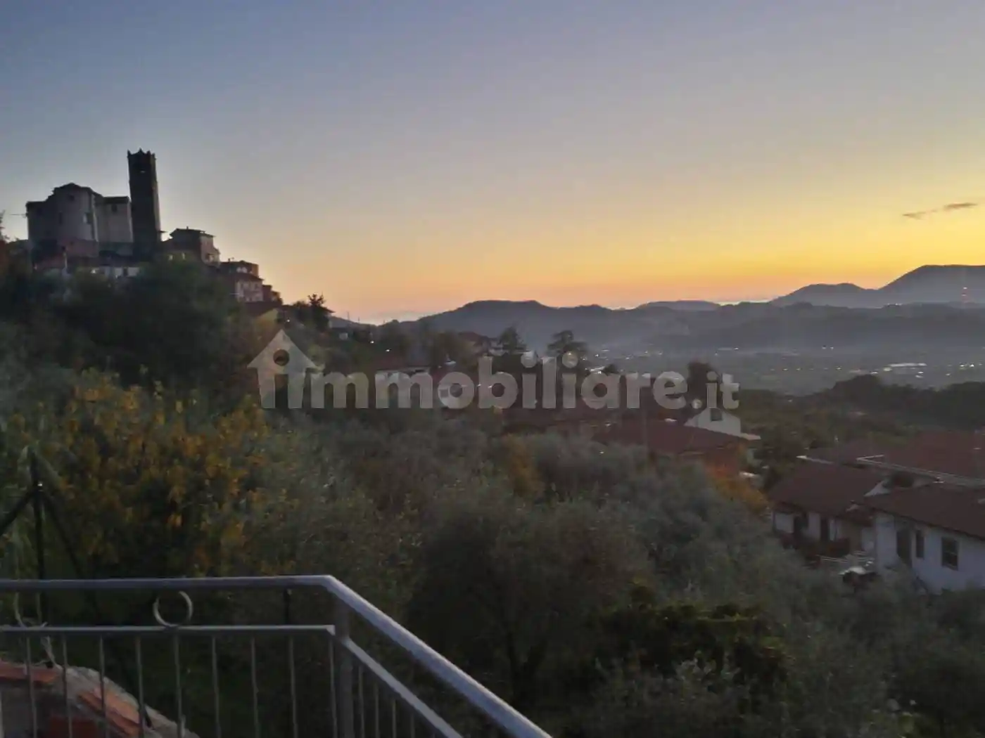Villa in vendita a Santo Stefano di Magra