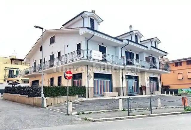 Appartamento in vendita a Guidonia Montecelio