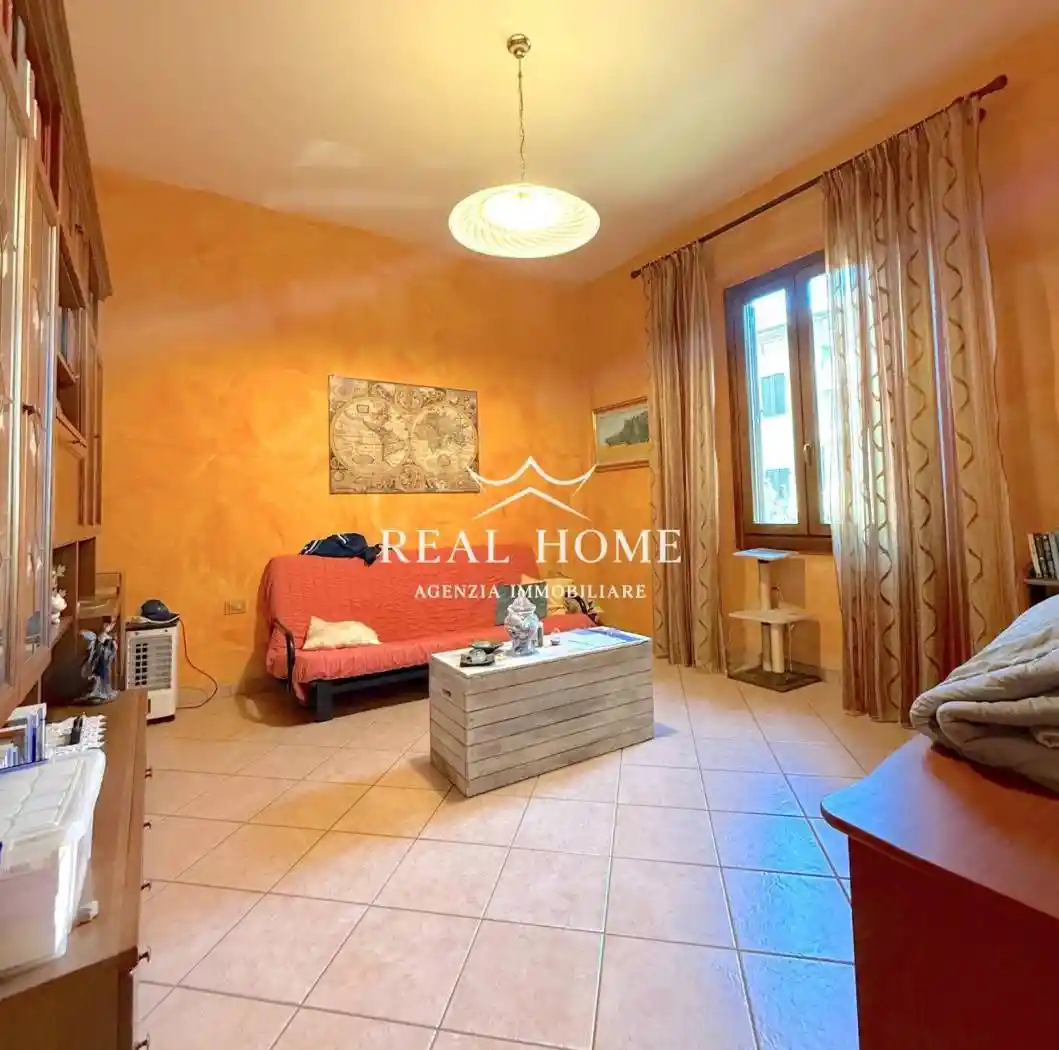 Villetta a schiera in vendita a Prato