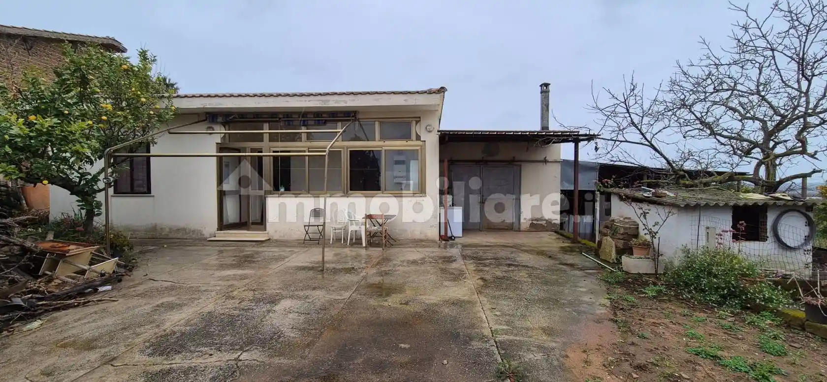 Villa in vendita a Latina