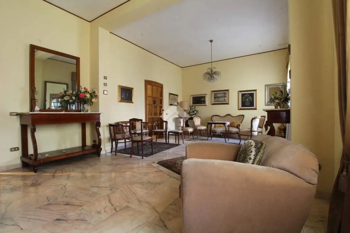 Casa indipendente in vendita a Montalto Uffugo