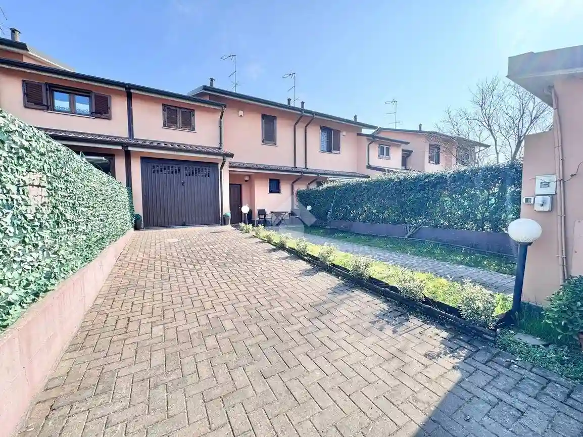 Villetta a schiera - foto 2