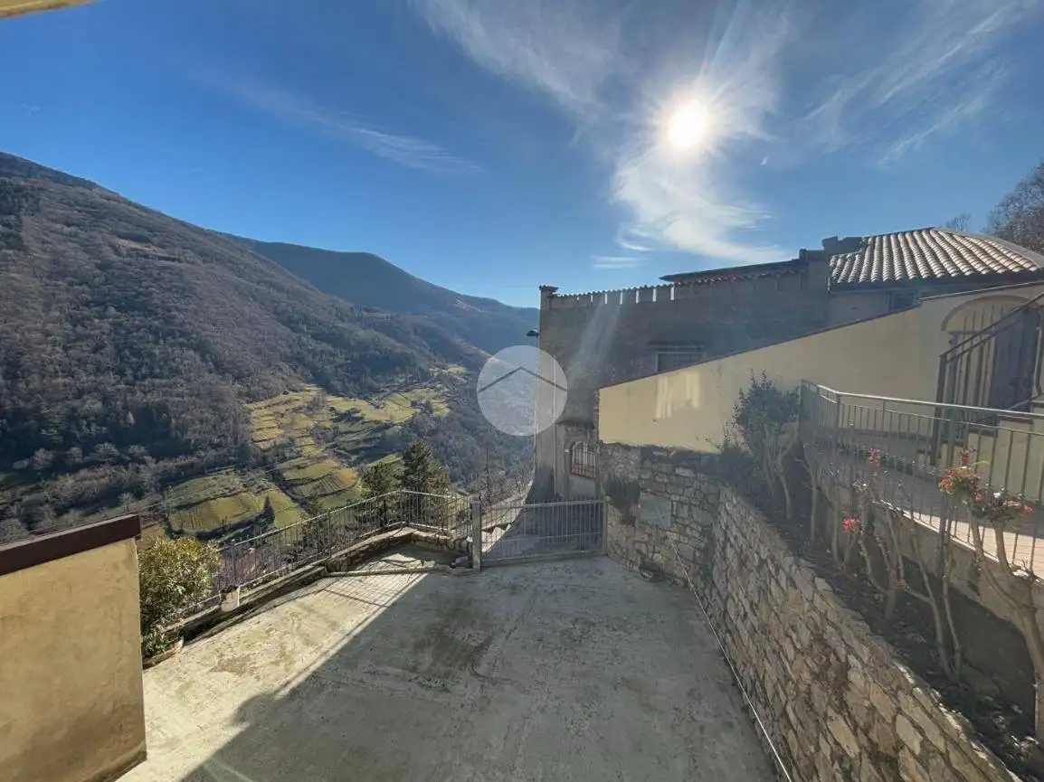 Appartamento via Flaccadori 64, Adrara San Rocco - foto 2