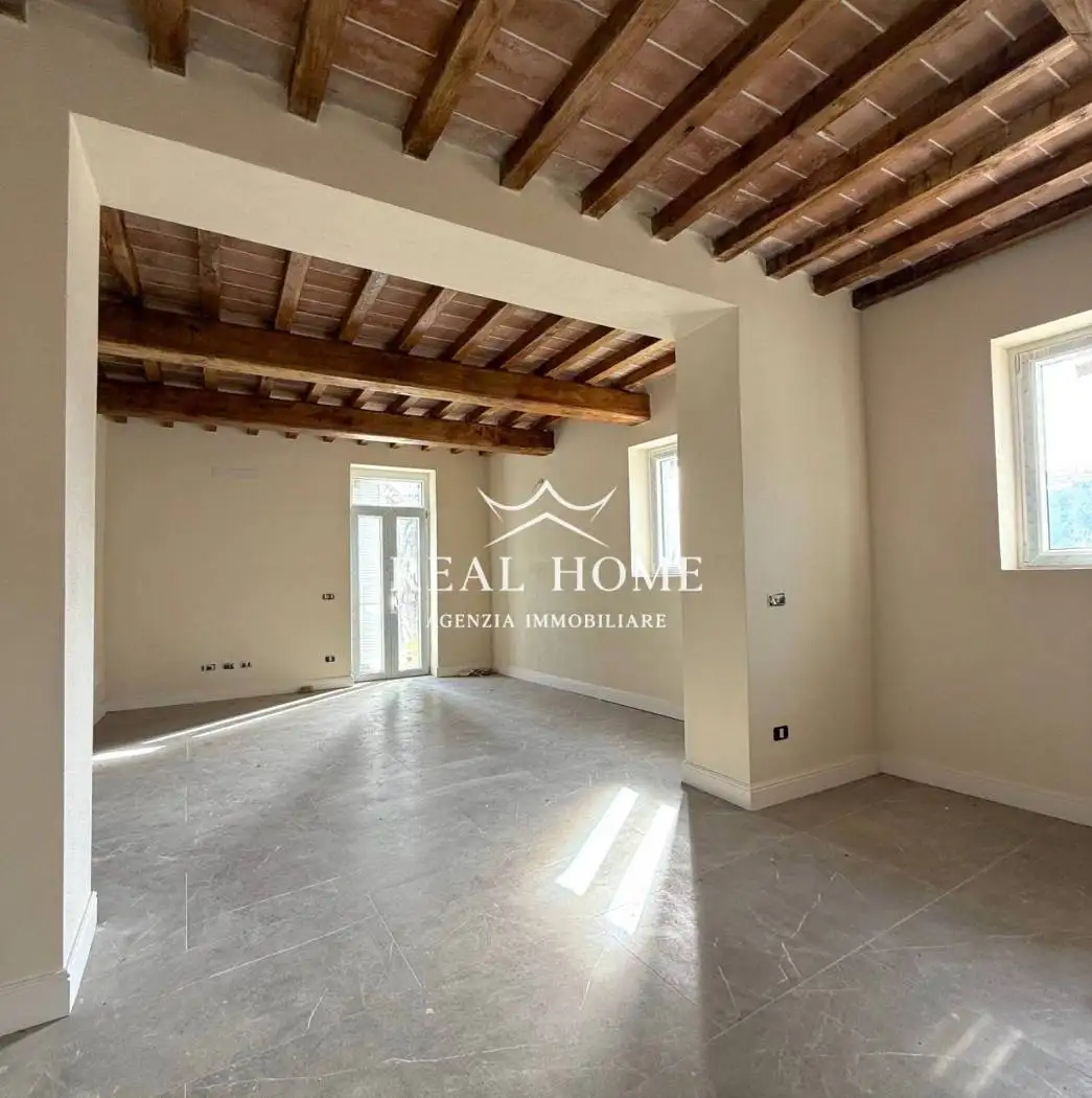 Villa in vendita a Pistoia