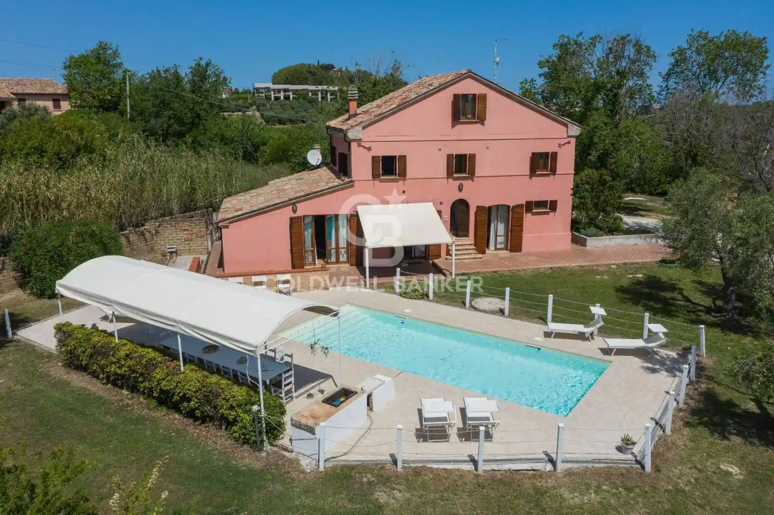 Villa in vendita a San Costanzo