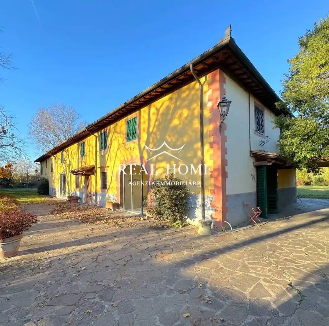 Villa in vendita a Prato