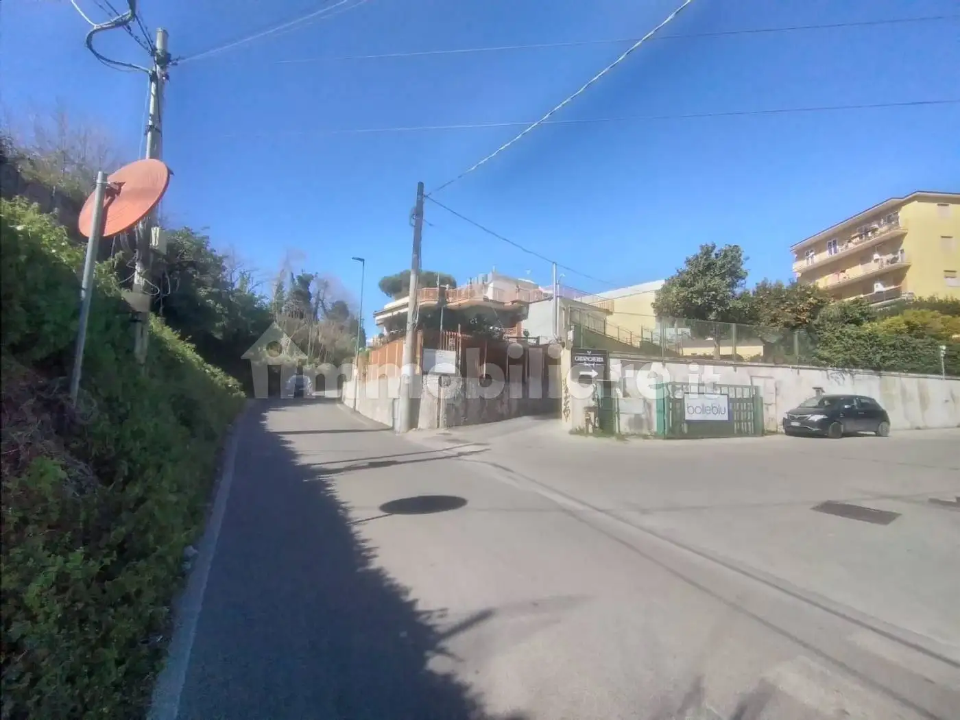 Appartamento in vendita a Napoli