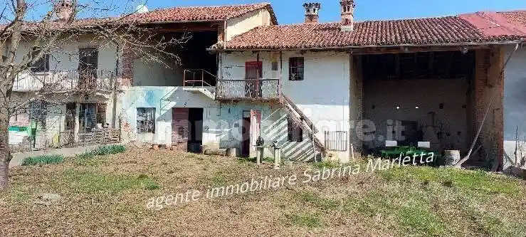 Rustico - Casale in vendita a Piossasco