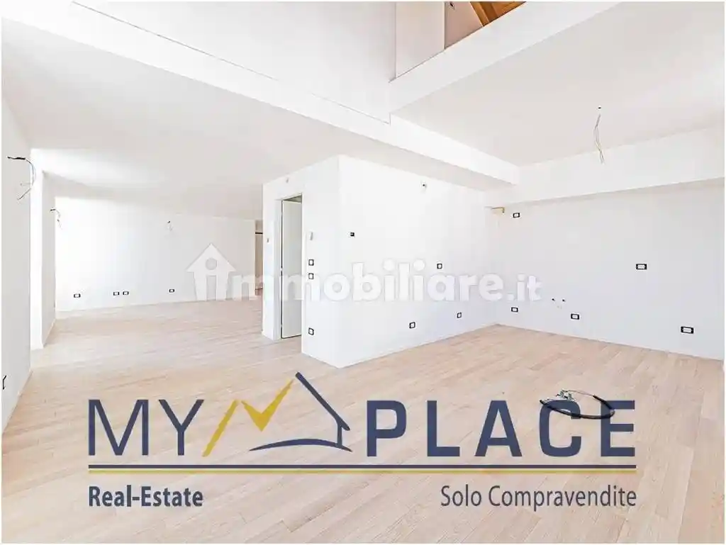 Appartamento in vendita a Lecco