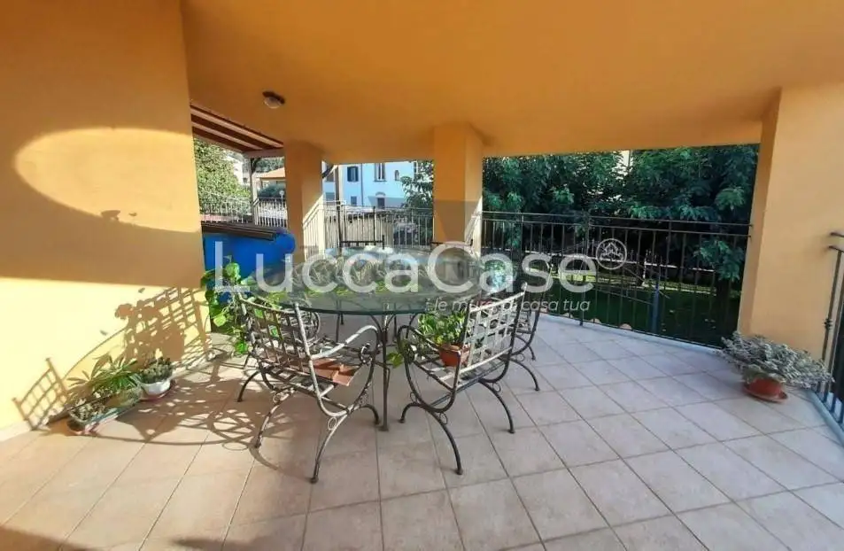 Villa in vendita a Lucca