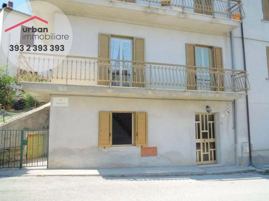 Trilocale via Basanello 67, San Sabino Basanello, Barete - foto 2