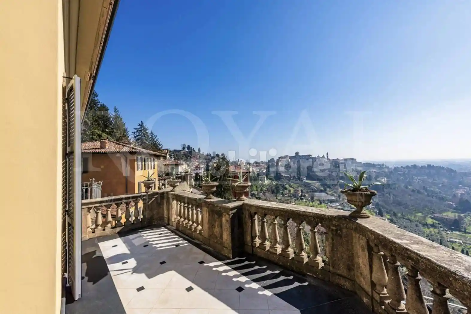 Appartamento in vendita a Bergamo