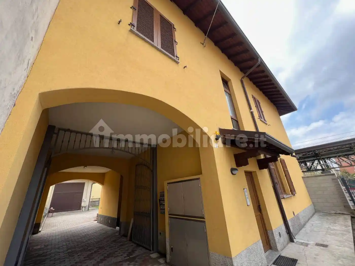 Appartamento in affitto a Rovello Porro