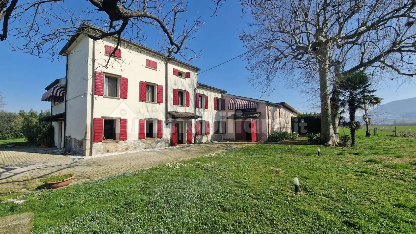 Rustico - Casale in vendita a Rovolon