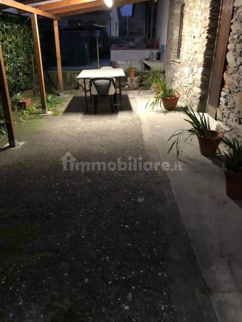 Casa indipendente in vendita a Montignoso