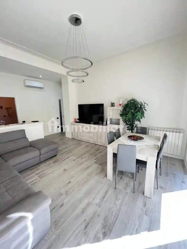 Appartamento in vendita a Carrara