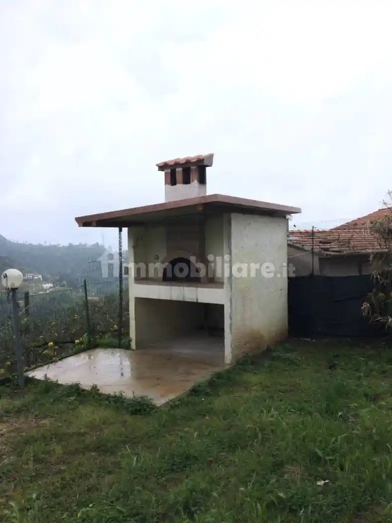Villa unifamiliare, buono stato, 180 m², Zona Collinare Cerreto, Sant'Eustachio, Montignoso - foto 2
