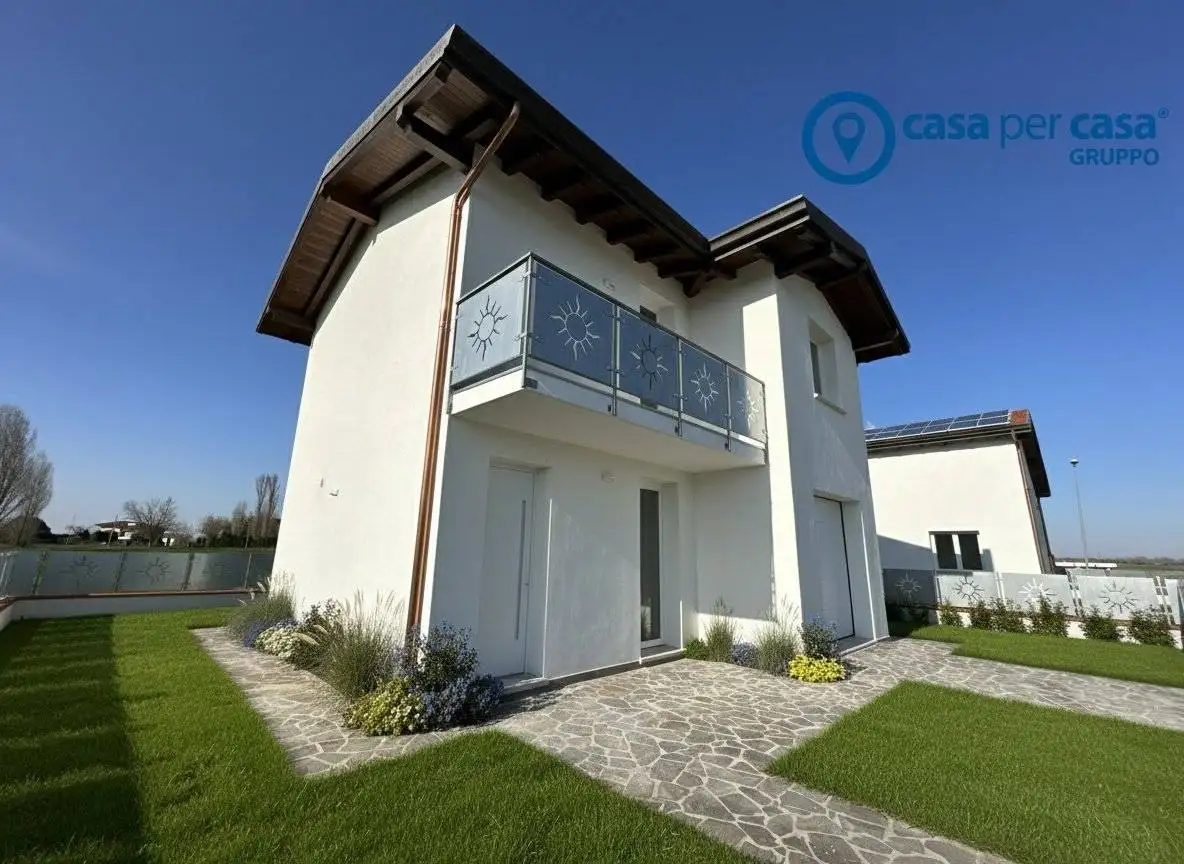 Villa in vendita a Papozze